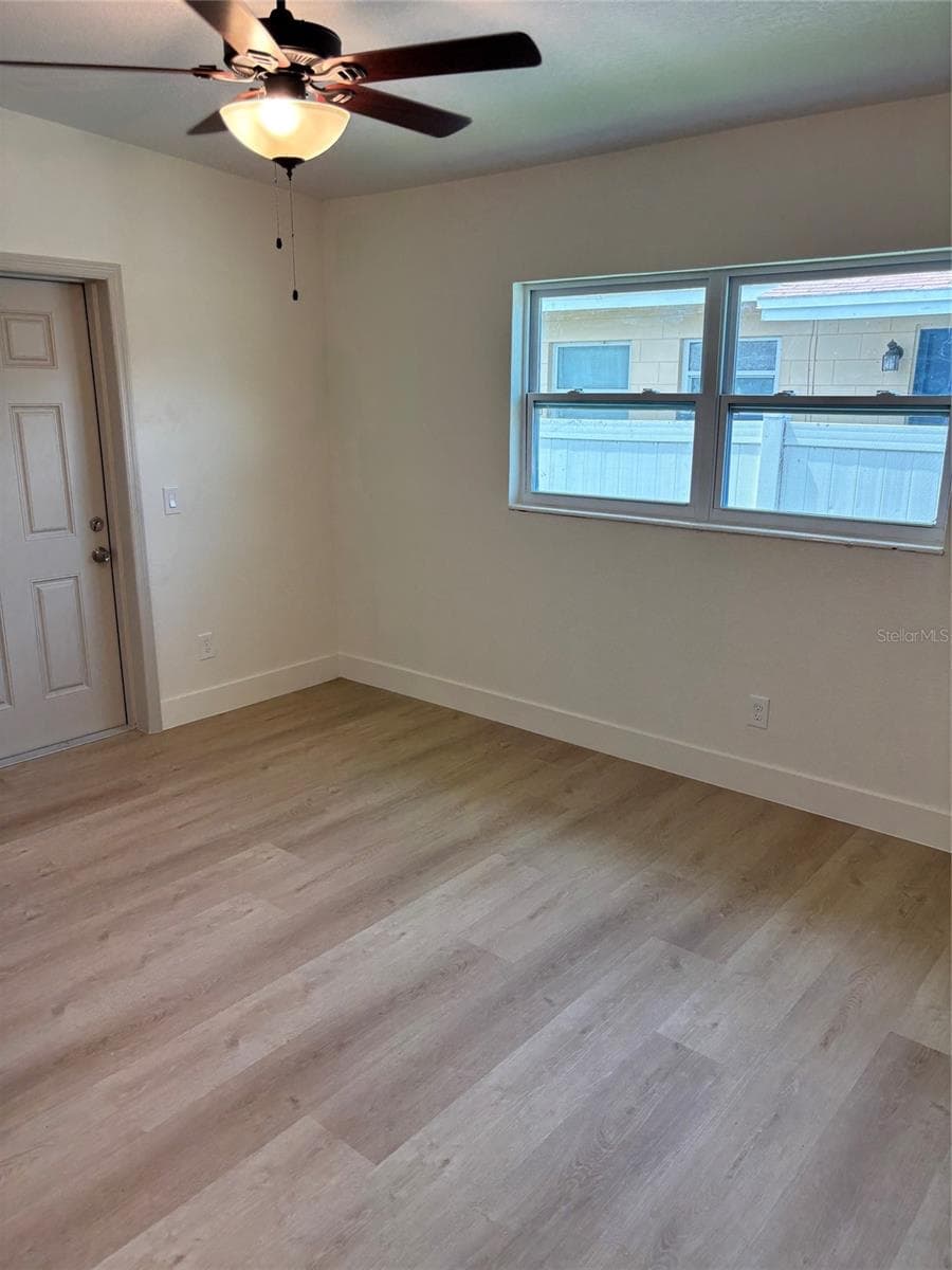 Single Family Residence at 4522 CARTER ST, ORLANDO, photo 9 of 12