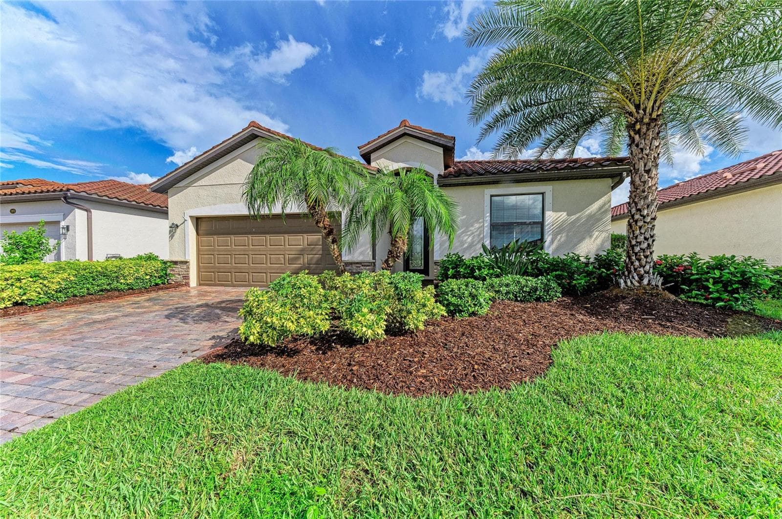 Single Family Residence at 12685 CANAVESE LN, VENICE, photo 2 of 45