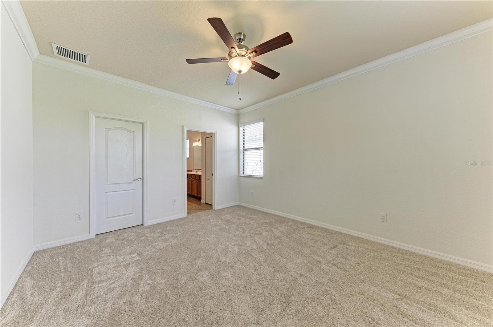 Single Family Residence at 12685 CANAVESE LN, VENICE, photo 22 of 45