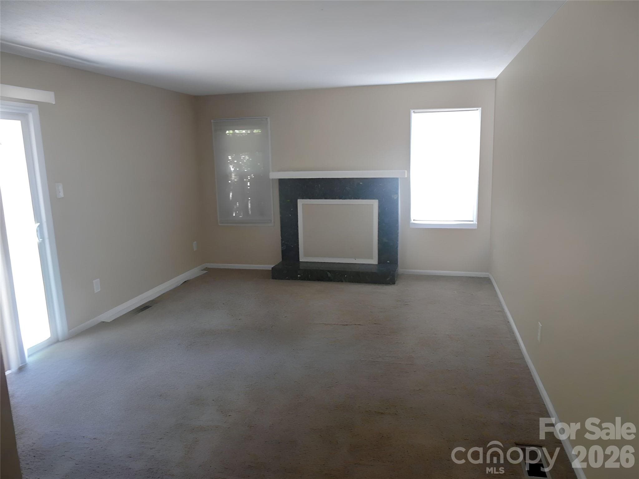 Family Room - Charlotte