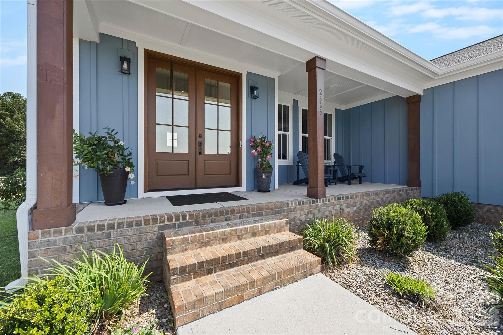 Low maintenance landscaping - 2665 Umberger Road, Cleveland