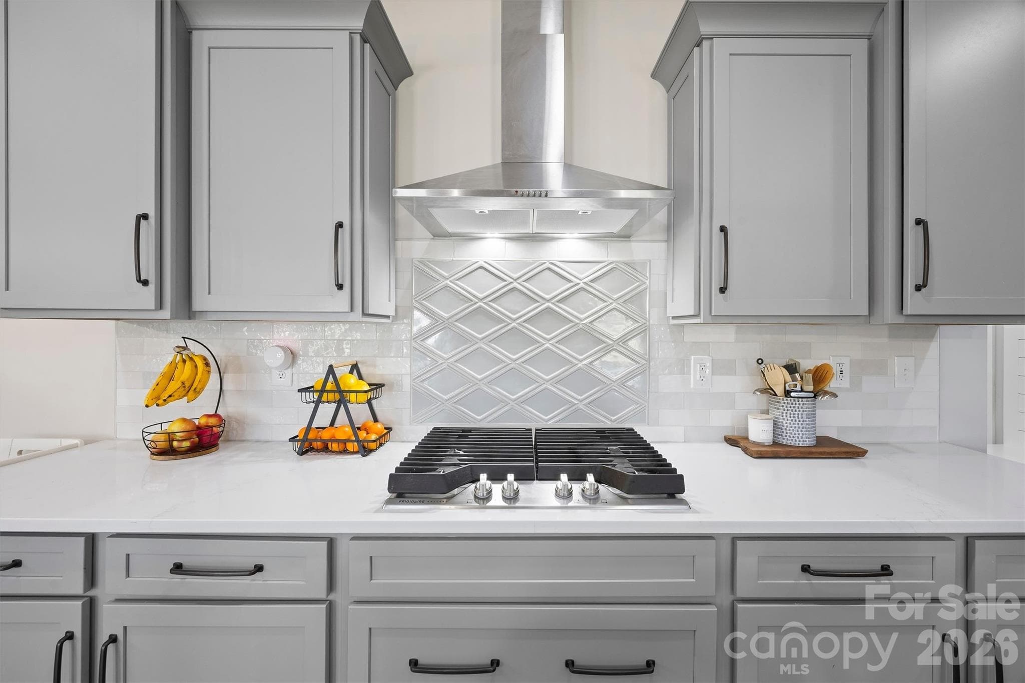Beautiful backsplash - 2665 Umberger Road, Cleveland
