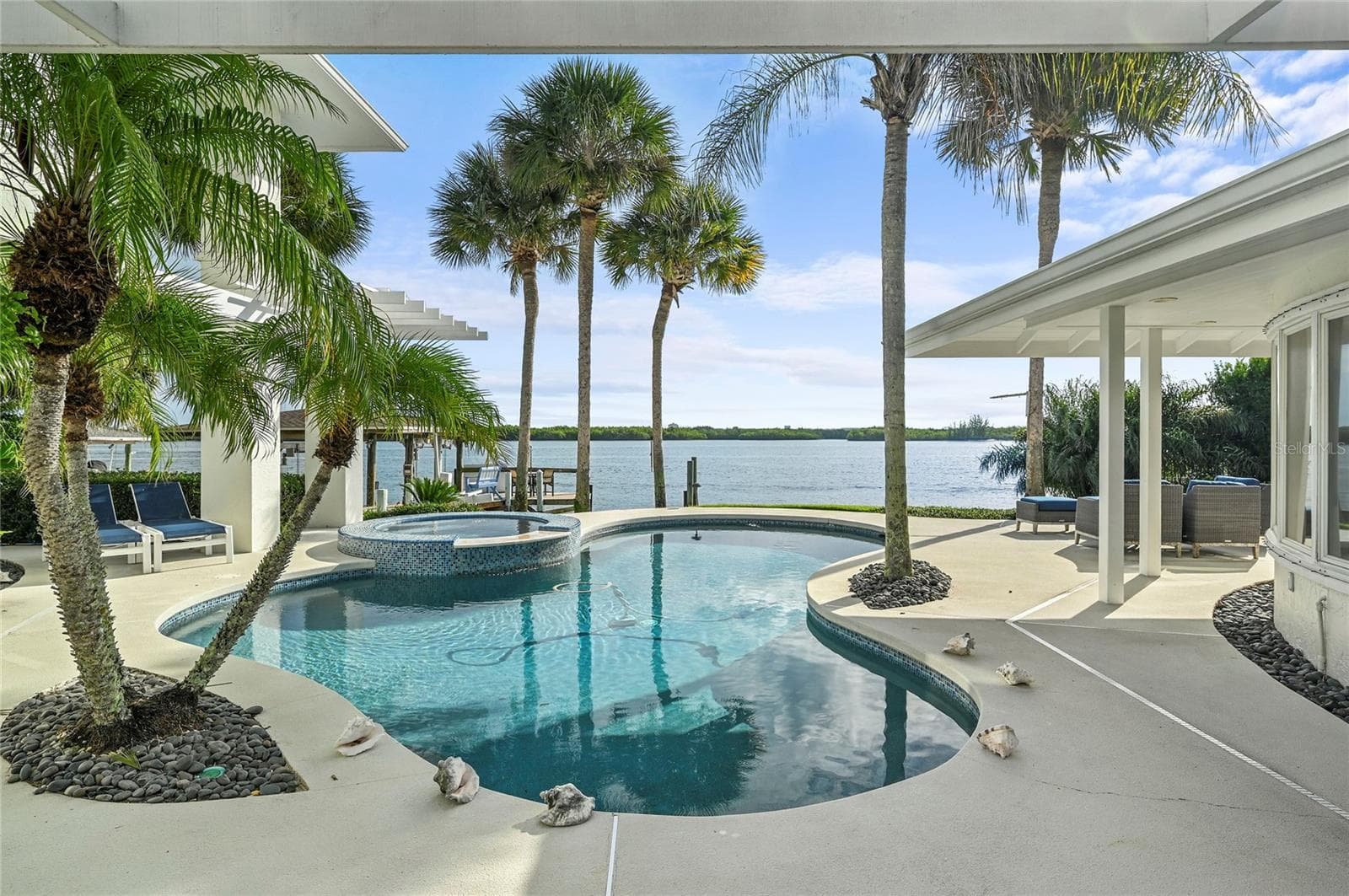 Office adjacent to Kitchen and Opens to Private Courtyard - 1215 COMMODORE DR, NEW SMYRNA BEACH