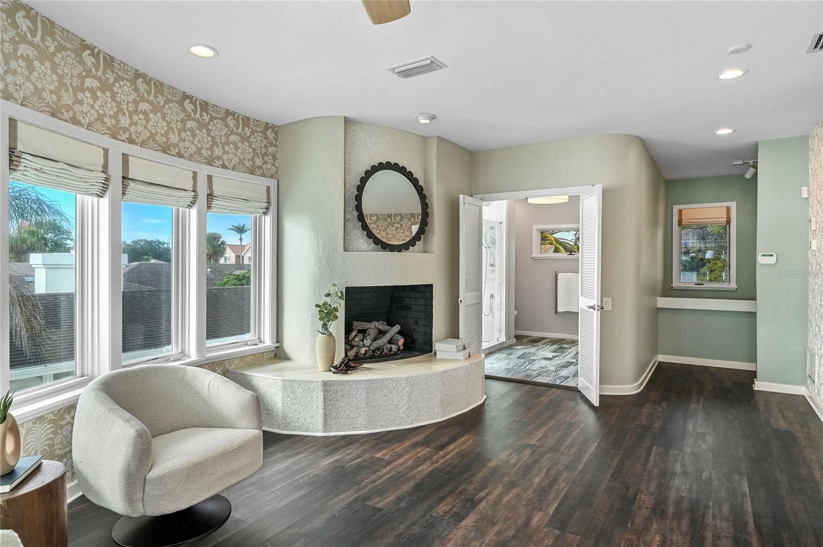Primary Bath: Huge Shower w/ River Views - 1215 COMMODORE DR, NEW SMYRNA BEACH