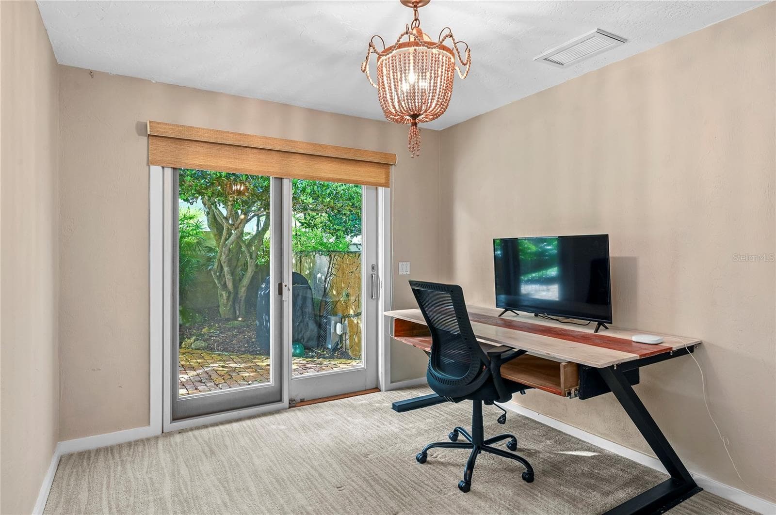 Florida Room - 1215 COMMODORE DR, NEW SMYRNA BEACH