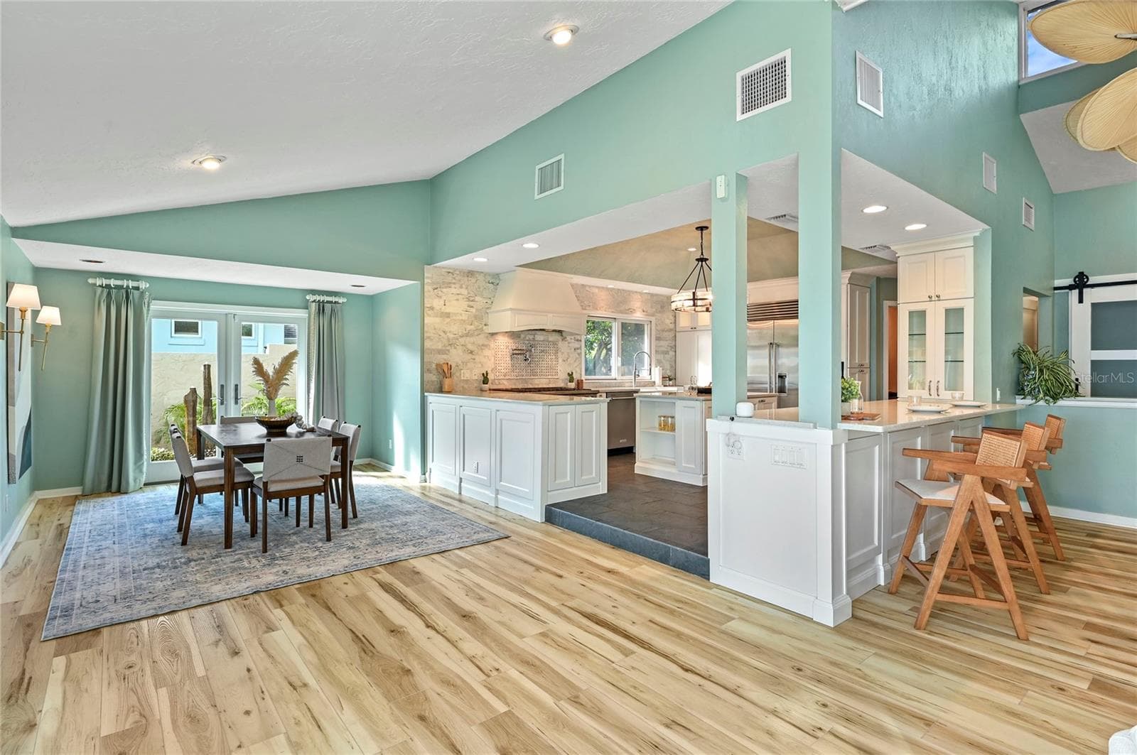 Single Family Residence at 1215 COMMODORE DR, NEW SMYRNA BEACH, photo 22 of 87