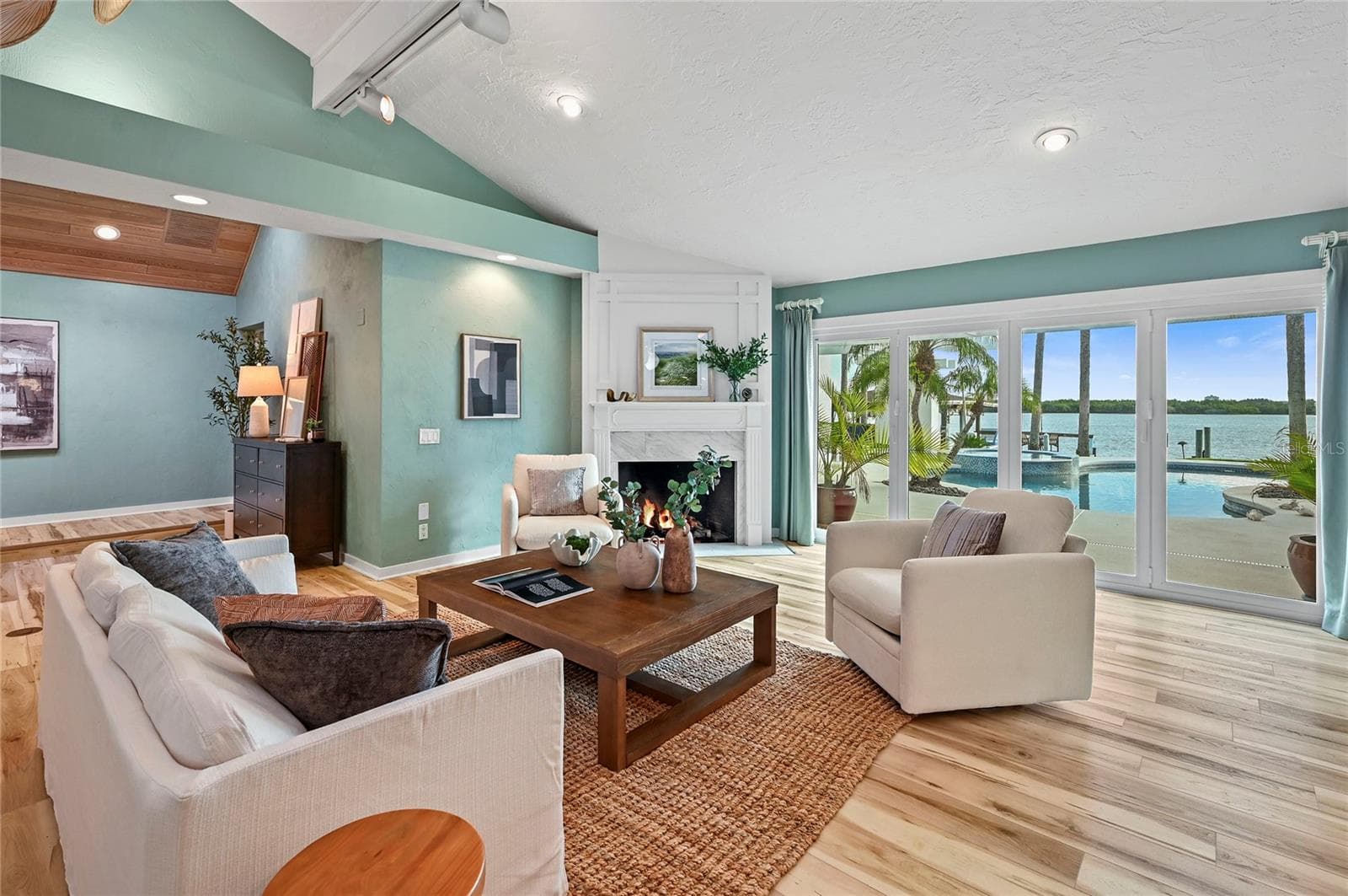 Single Family Residence at 1215 COMMODORE DR, NEW SMYRNA BEACH, photo 19 of 87