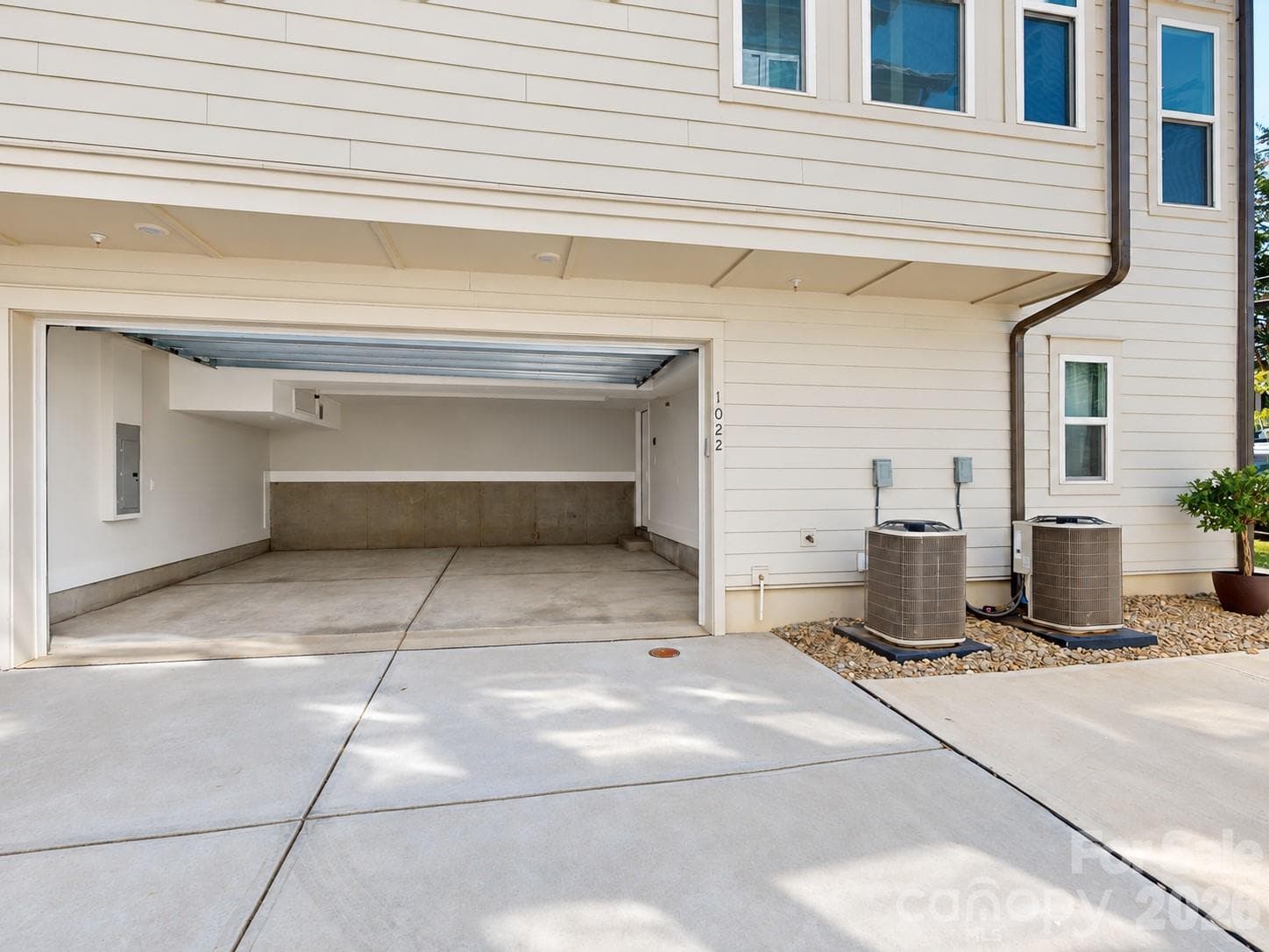 Condominium at 1022 Margaret Brown Street, Charlotte, photo 26 of 29