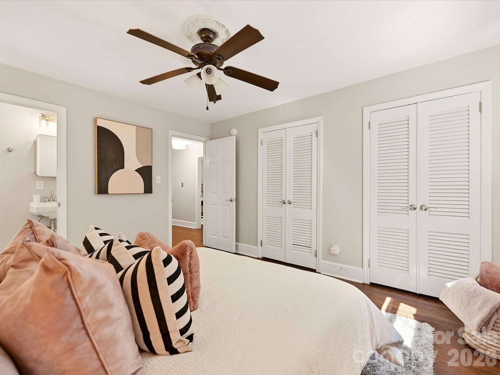 Single Family Residence at 6246 Candlewood Drive, Charlotte, photo 16 of 32