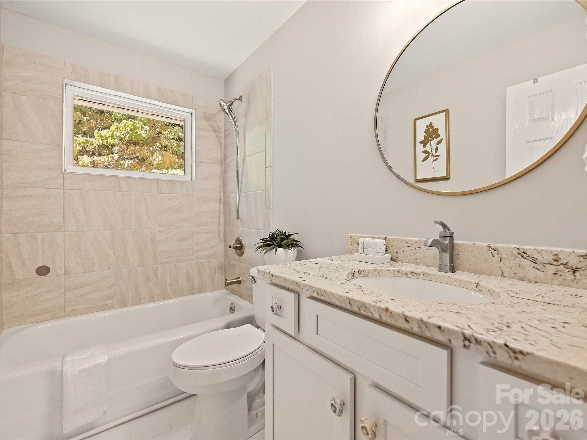 Single Family Residence at 6246 Candlewood Drive, Charlotte, photo 19 of 32