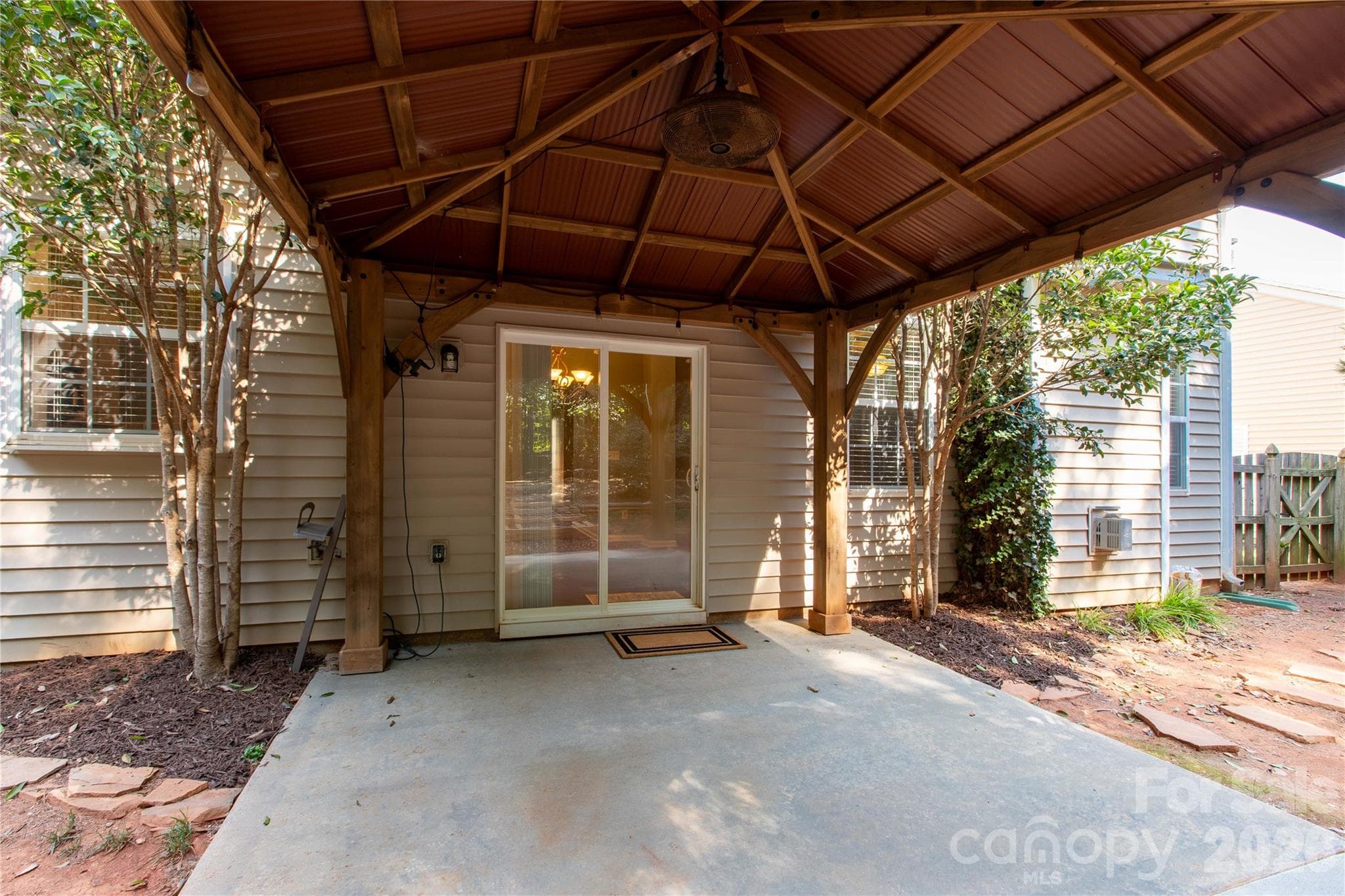 Covered patio - 4260 Wiregrass Road, Indian Land