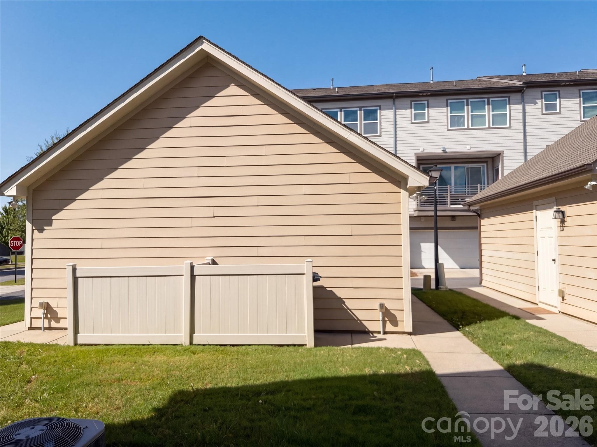 Townhouse at 1628 Pat Garrett Street, Charlotte, photo 22 of 23