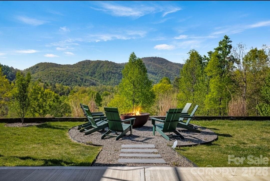Cozy up to the Fire Pit - 58 Bird Creek Estates Road, Black Mountain