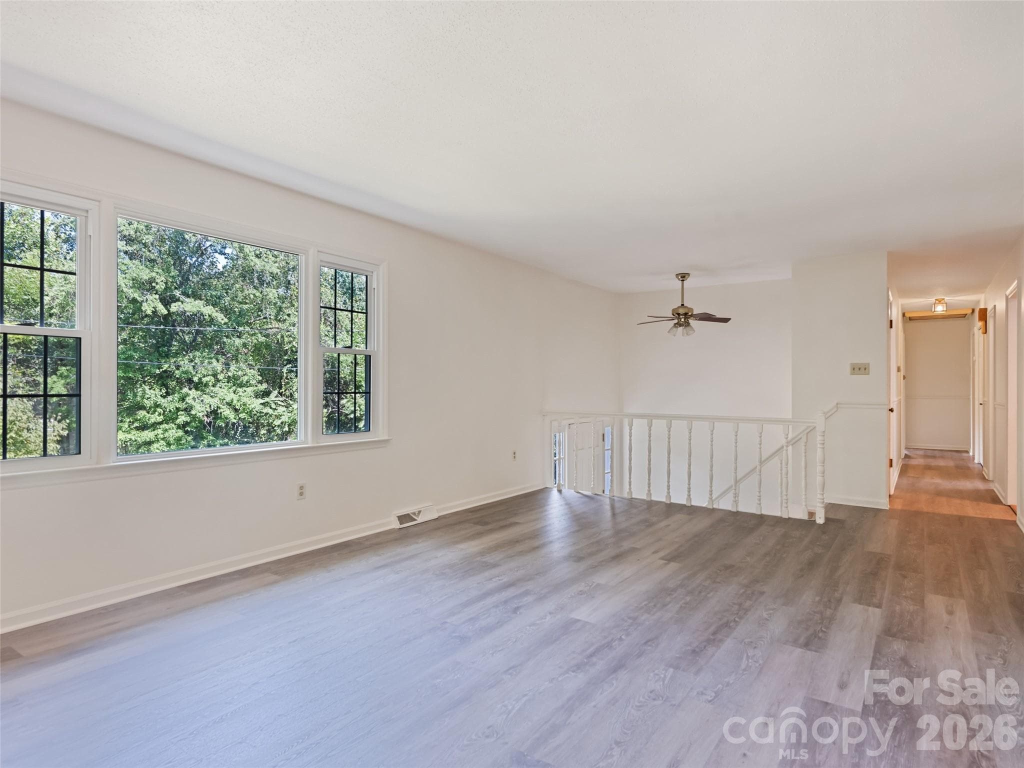 Single Family Residence at 11 Crestwood Lane, Candler, photo 10 of 40