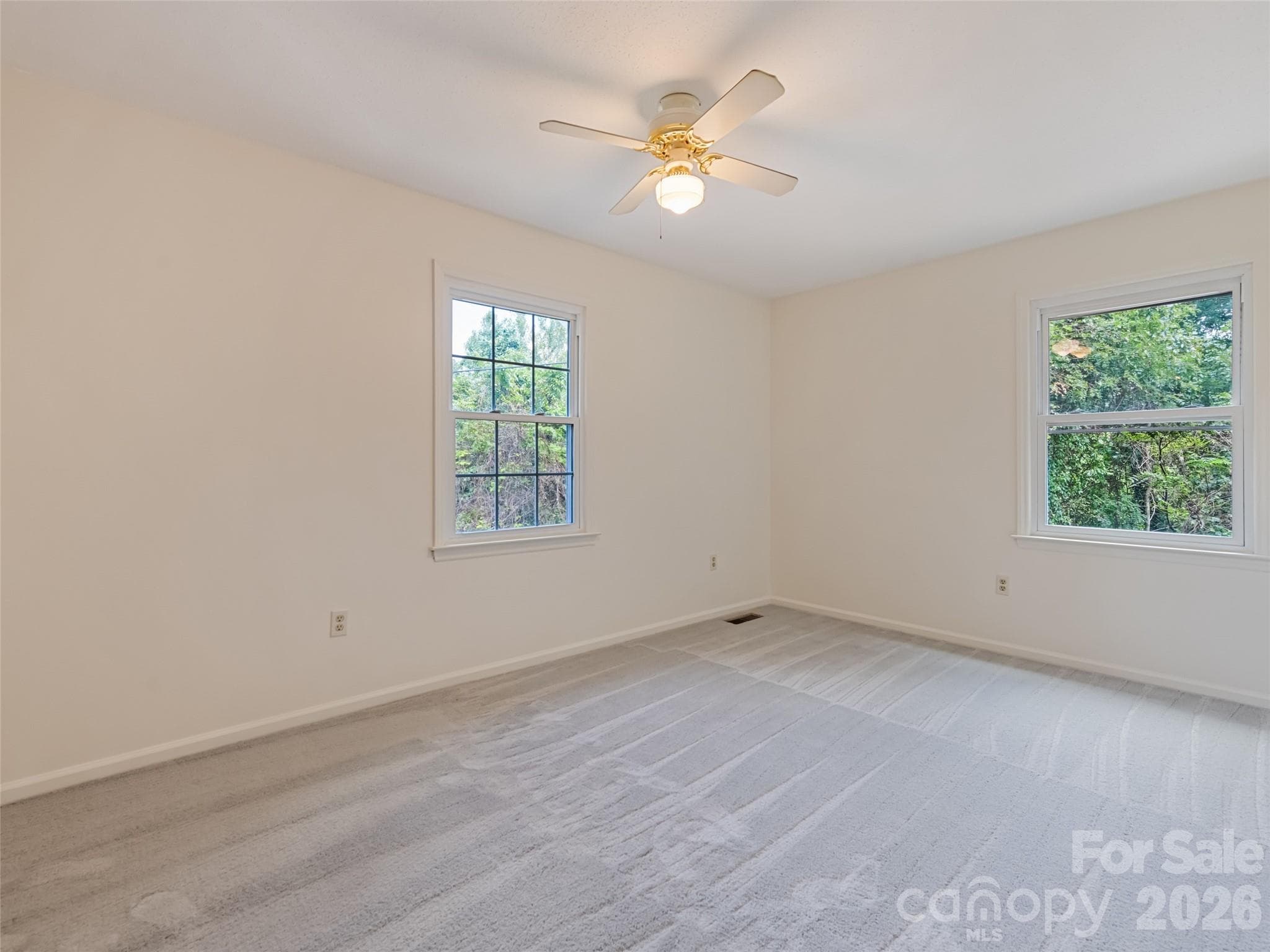 Single Family Residence at 11 Crestwood Lane, Candler, photo 25 of 40