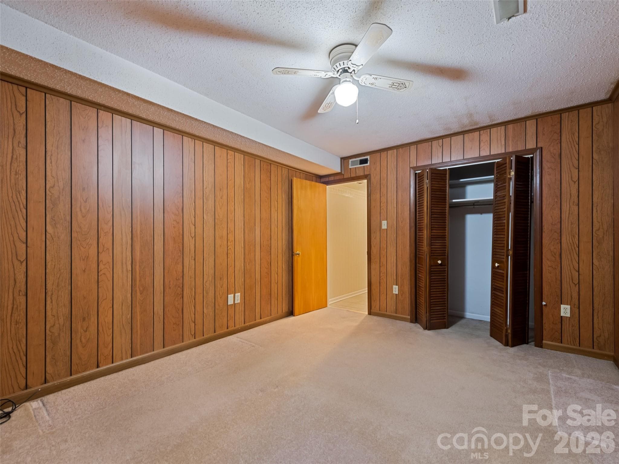 Single Family Residence at 11 Crestwood Lane, Candler, photo 38 of 40