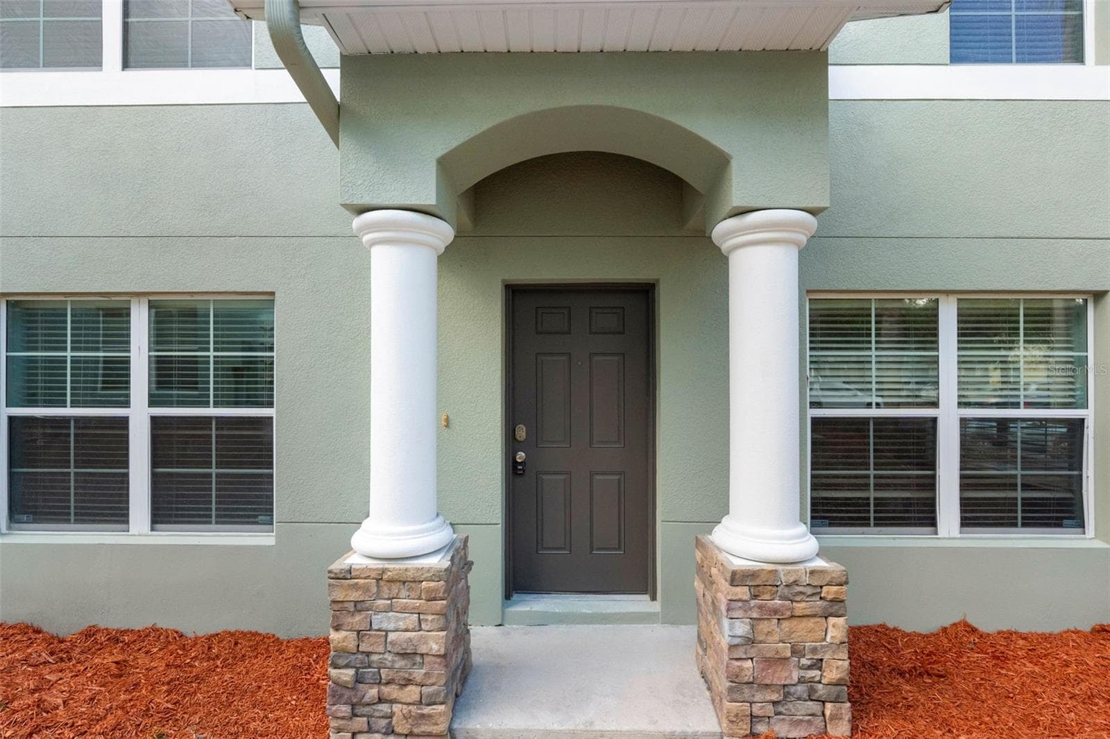 10931 KEYS GATE DR
