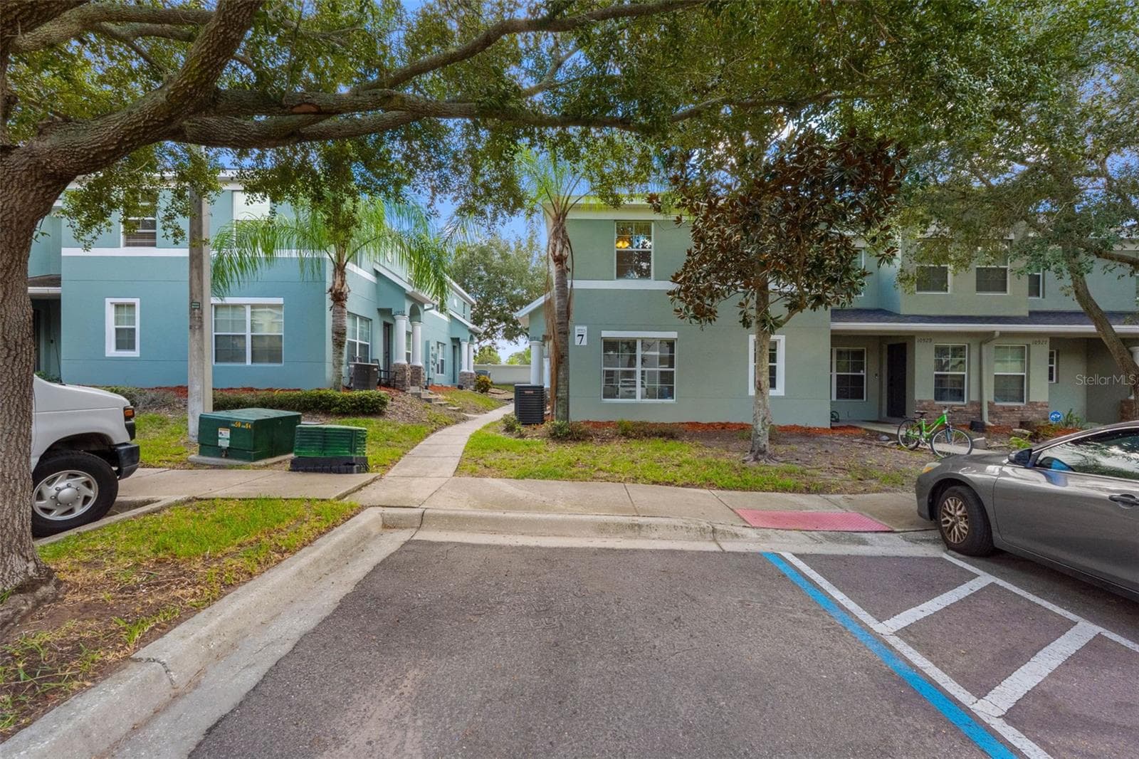 Townhouse at 10931 KEYS GATE DR, RIVERVIEW, photo 5 of 50