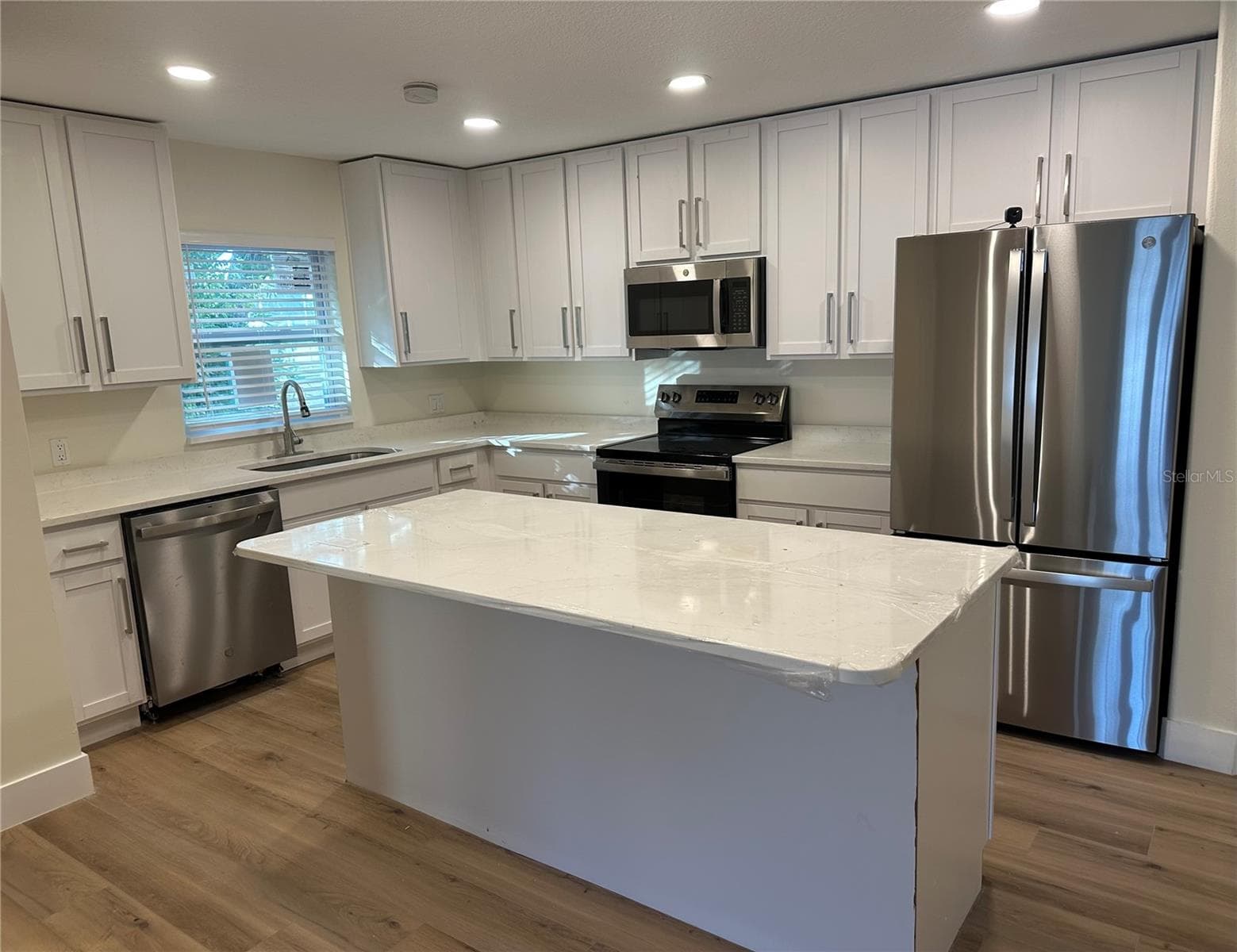 Triplex at 3111 W SPRUCE ST, TAMPA, photo 5 of 45