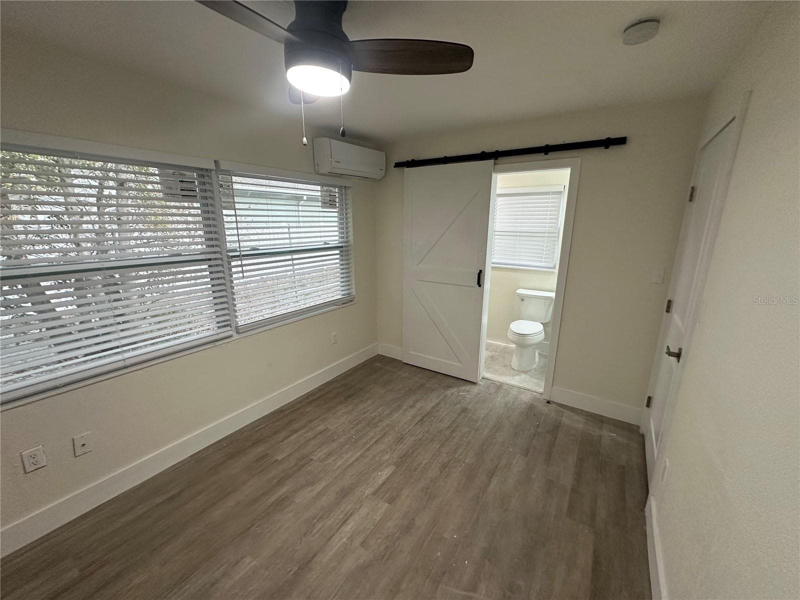 Triplex at 3111 W SPRUCE ST, TAMPA, photo 31 of 45