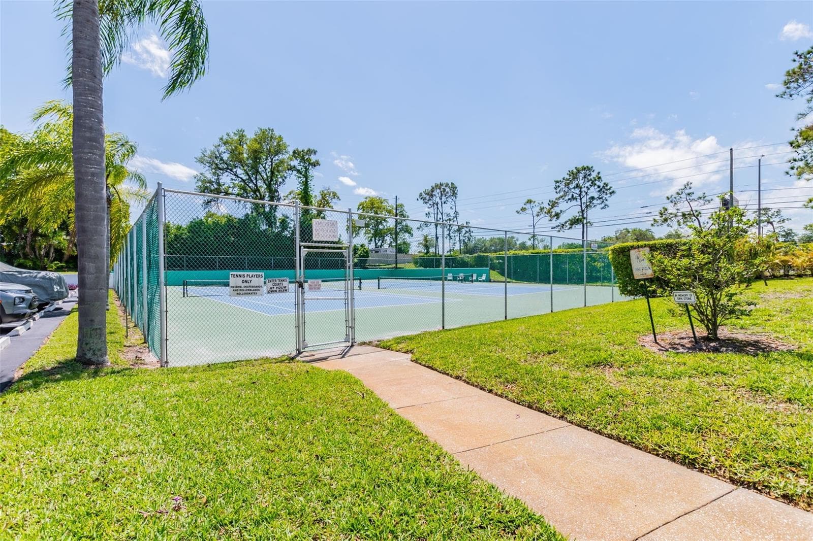 Condominium at 2599 DOLLY BAY DR #302, PALM HARBOR, photo 28 of 32