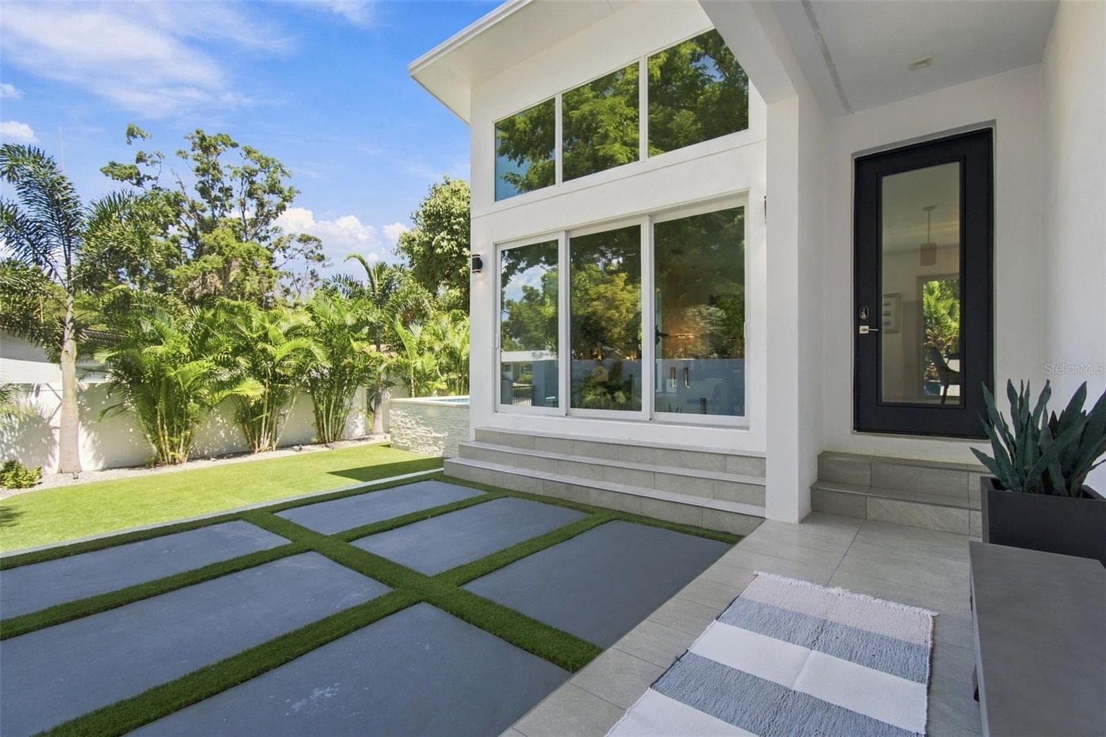 Single Family Residence at 4440 POMPANO DR SE, ST PETERSBURG, photo 7 of 86