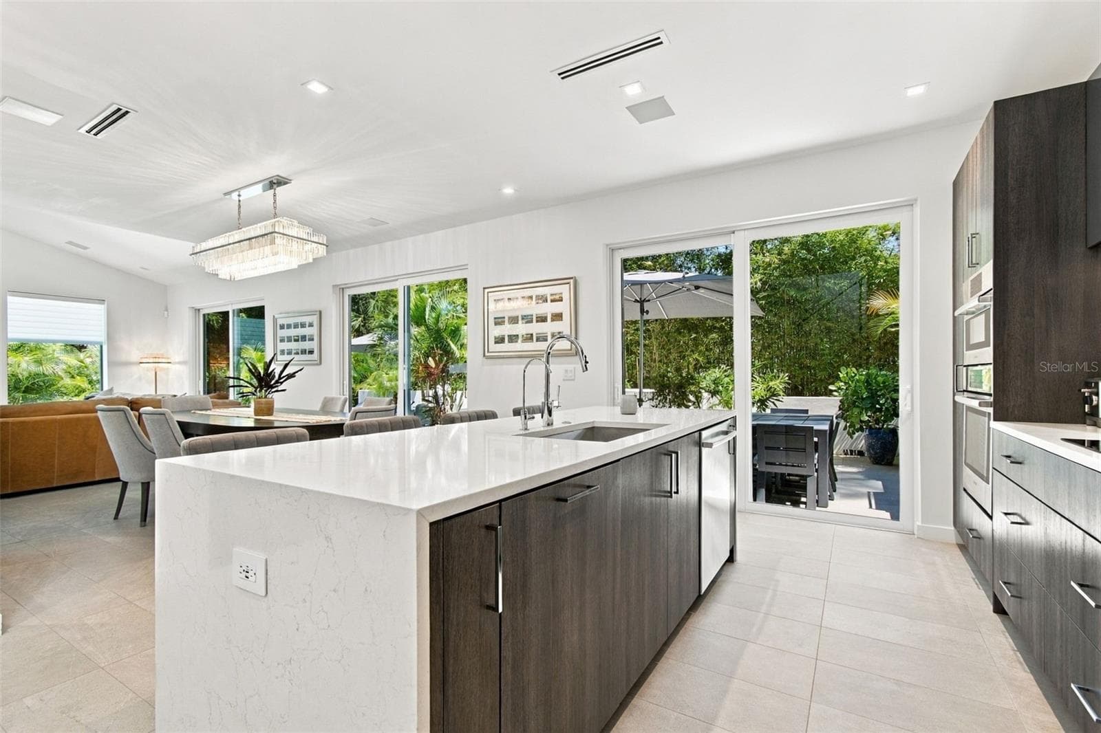 Single Family Residence at 4440 POMPANO DR SE, ST PETERSBURG, photo 22 of 86