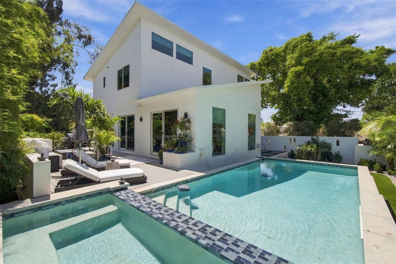 Single Family Residence at 4440 POMPANO DR SE, ST PETERSBURG, photo 68 of 86