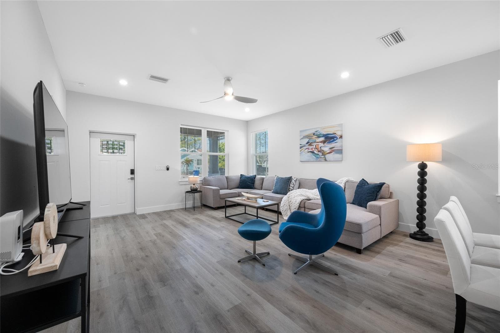 Single Family Residence at 2150 43RD TER N, ST PETERSBURG, photo 5 of 30