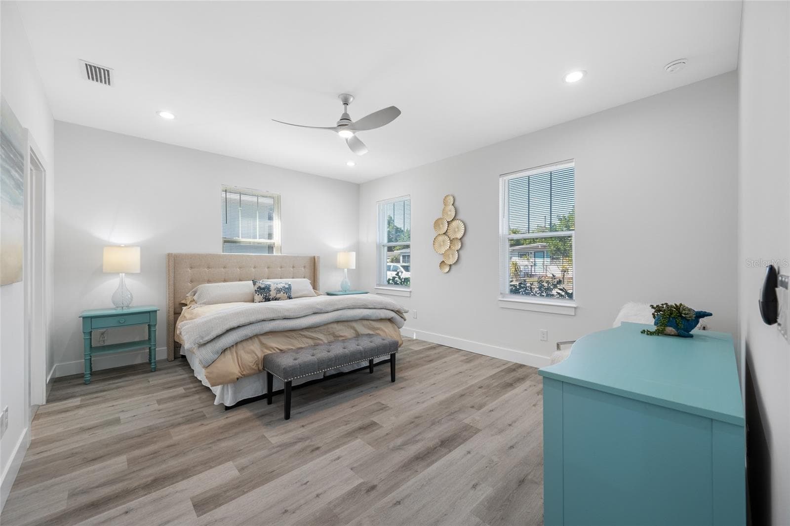 Single Family Residence at 2150 43RD TER N, ST PETERSBURG, photo 12 of 30
