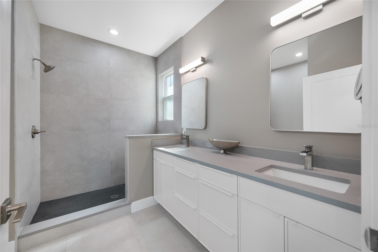 Single Family Residence at 2150 43RD TER N, ST PETERSBURG, photo 14 of 30