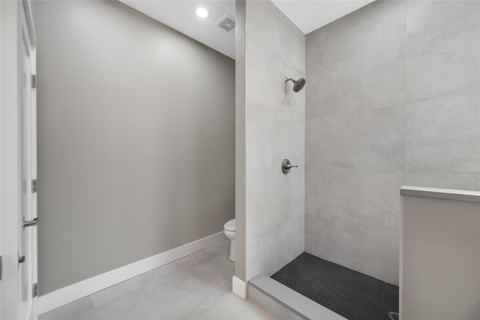 Single Family Residence at 2150 43RD TER N, ST PETERSBURG, photo 17 of 30