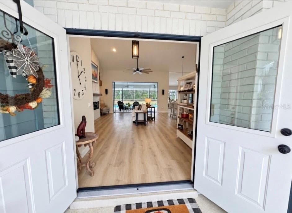 Front Entrance - 1821 W BEGONIA DR, BEVERLY HILLS