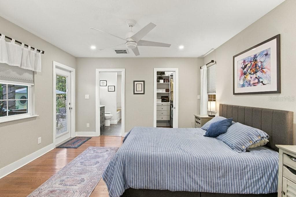 Single Family Residence at 125 22ND AVE NE, ST PETERSBURG, photo 19 of 34