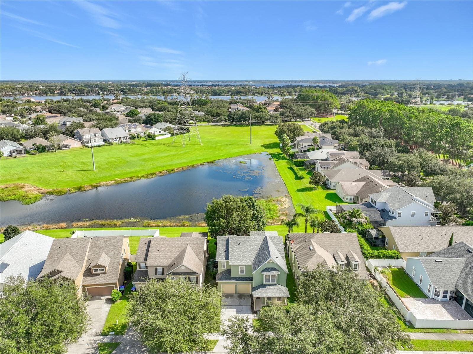 No rear neighbors with private, quiet pond-view - 12809 HOLDENBURY LN, WINDERMERE