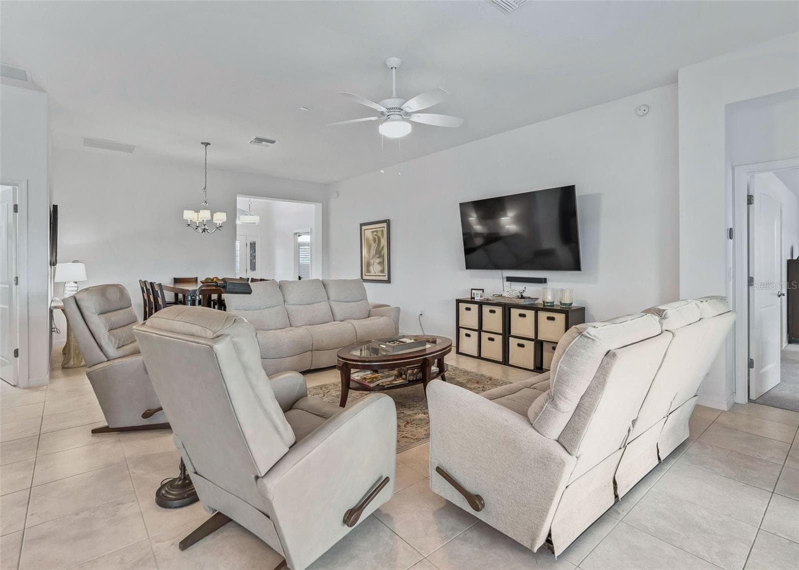 Single Family Residence at 1110 EBLING LOOP, THE VILLAGES, photo 10 of 36