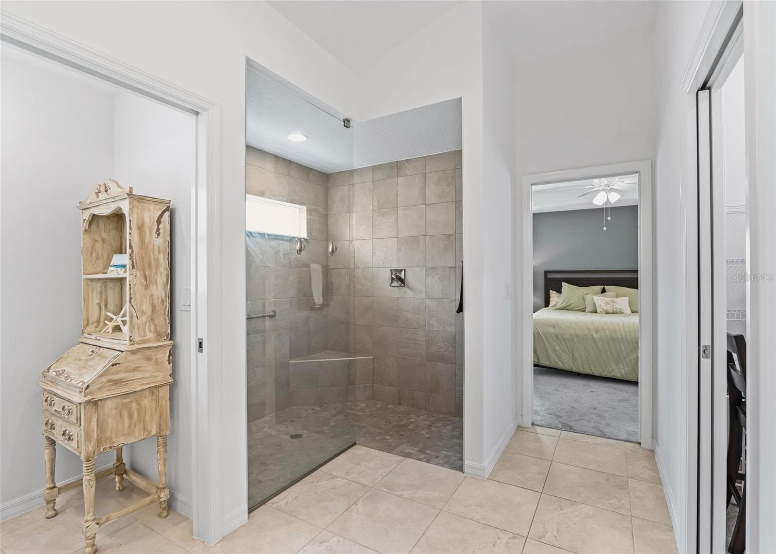 Single Family Residence at 1110 EBLING LOOP, THE VILLAGES, photo 21 of 36