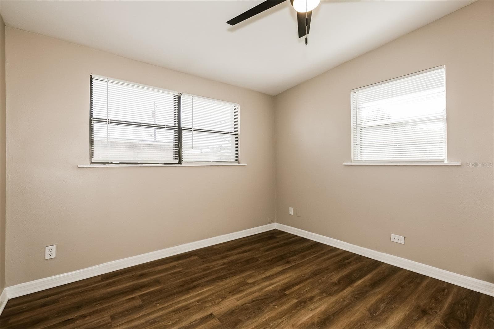 Single Family Residence at 1311 WARRINGTON WAY, TAMPA, photo 10 of 16