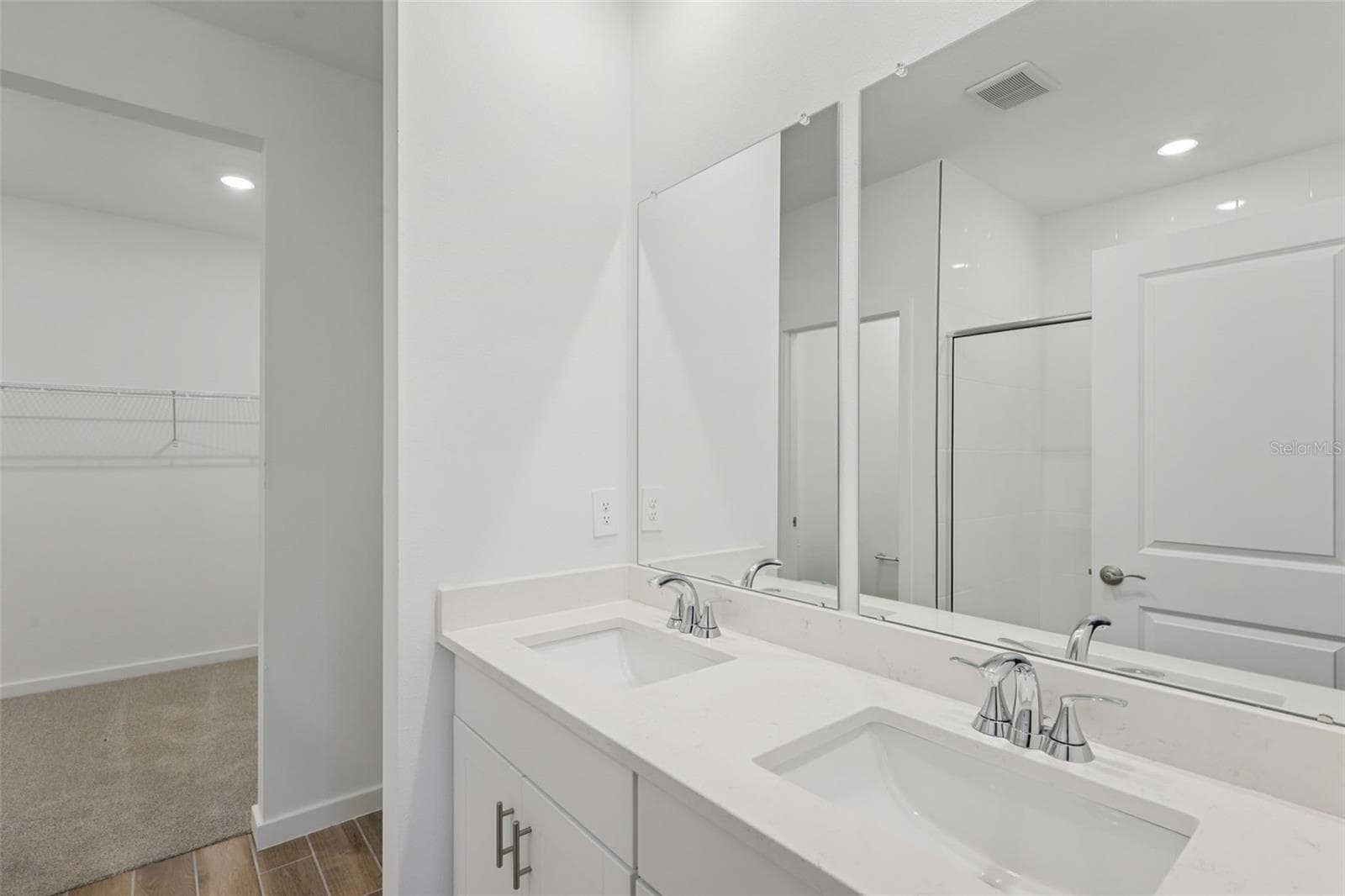 The interior photos are of another home with the same floor plan and interior finishes. Some details may vary - 4 GARNI DR, PALM COAST