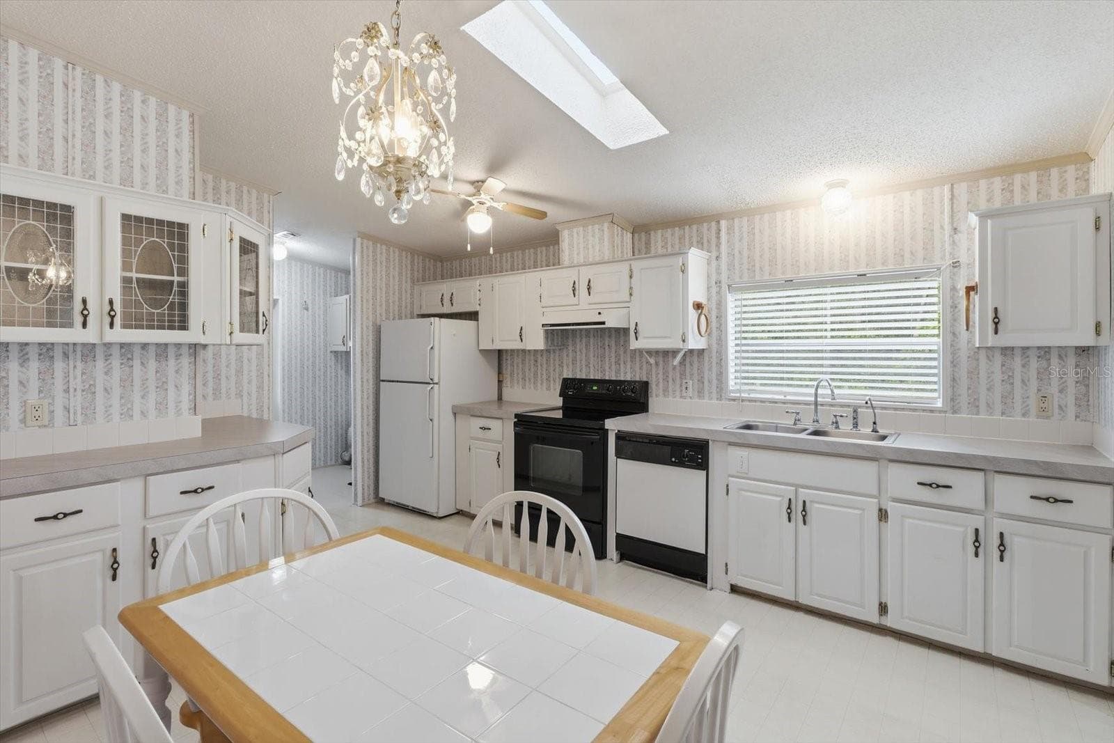 Manufactured Home at 10259 W OHIO DR, CRYSTAL RIVER, photo 15 of 49