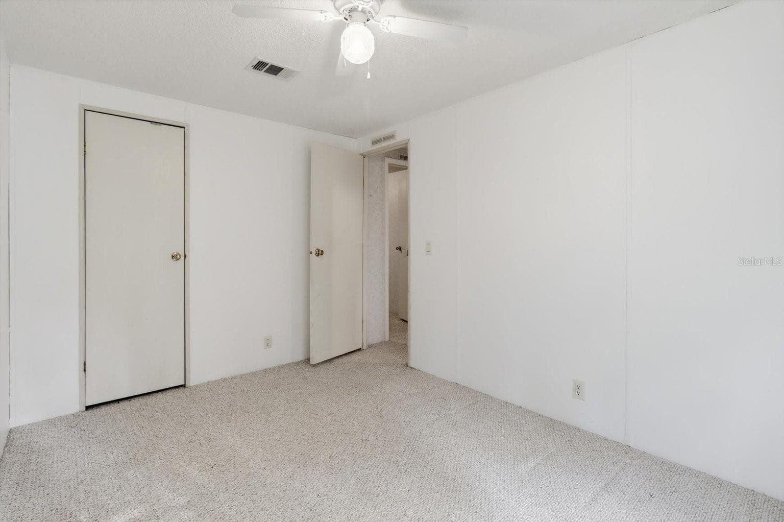Manufactured Home at 10259 W OHIO DR, CRYSTAL RIVER, photo 28 of 49