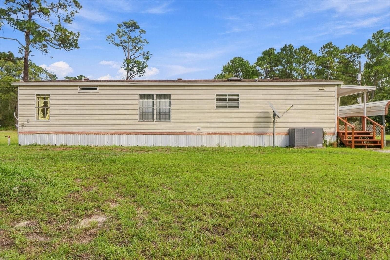 Manufactured Home at 10259 W OHIO DR, CRYSTAL RIVER, photo 34 of 49