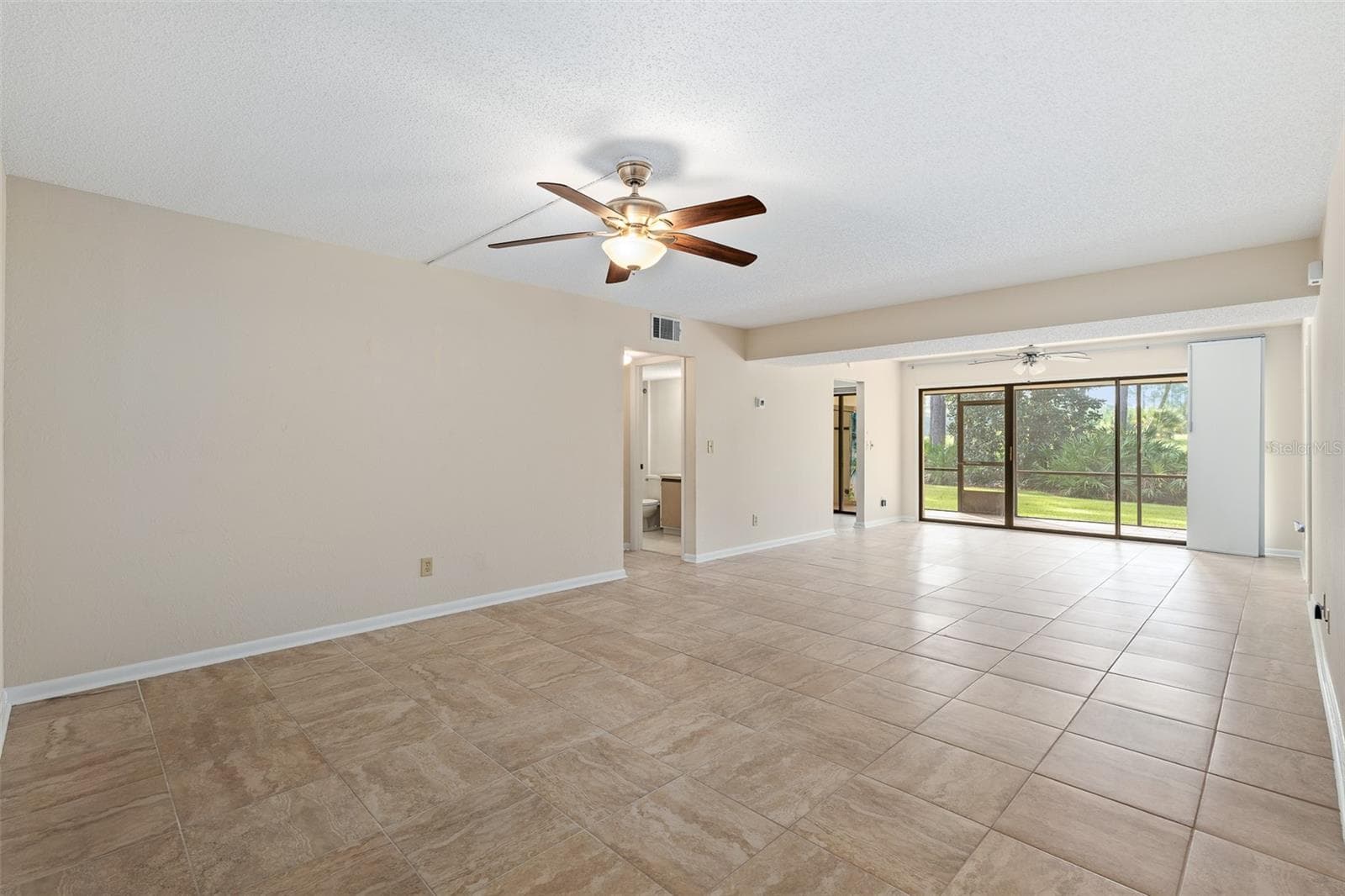Condominium at 275 INDIGO DR #1040, DAYTONA BEACH, photo 6 of 29