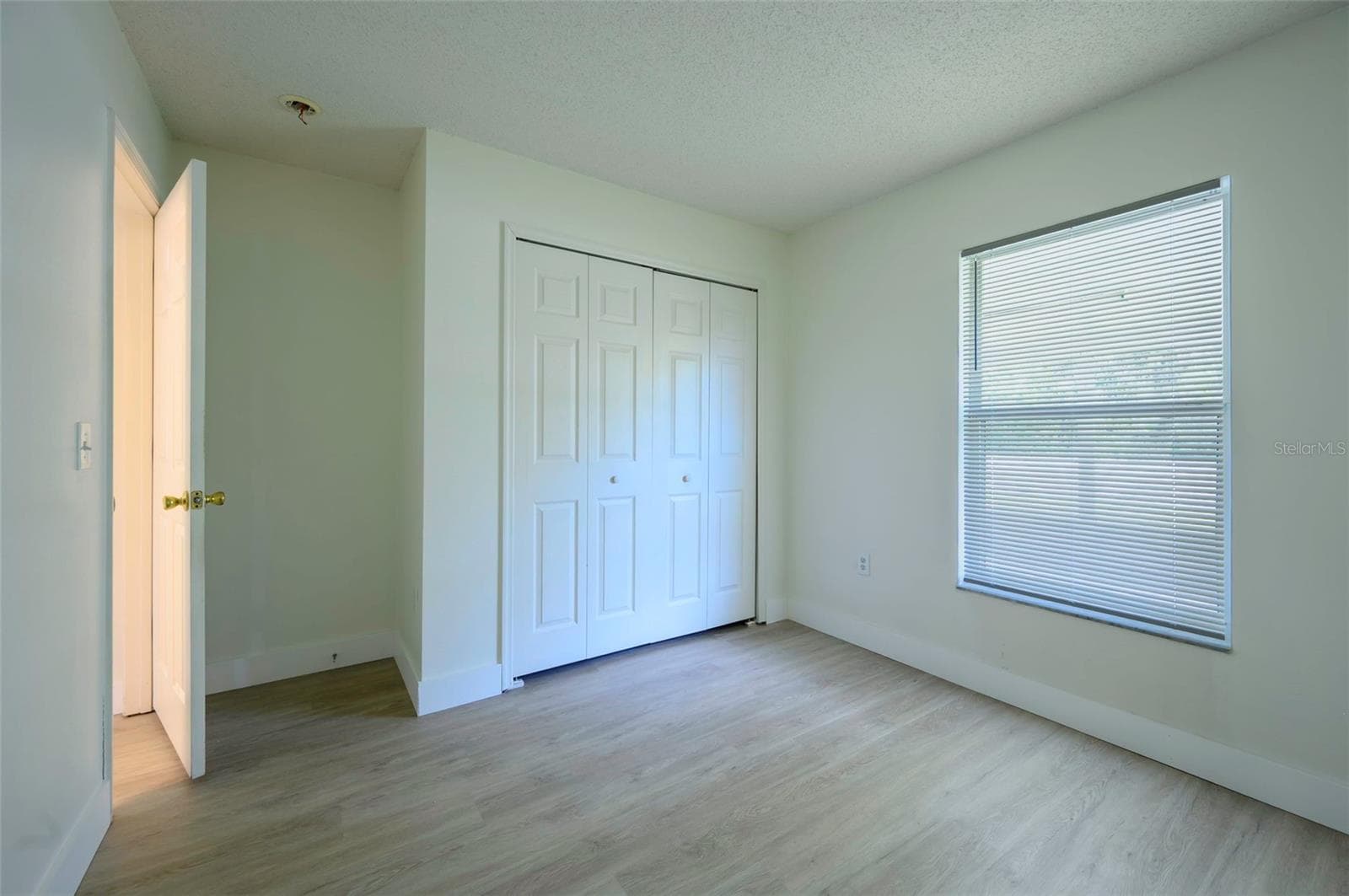 Single Family Residence at 24 MIRAMAR WAY, KISSIMMEE, photo 12 of 38