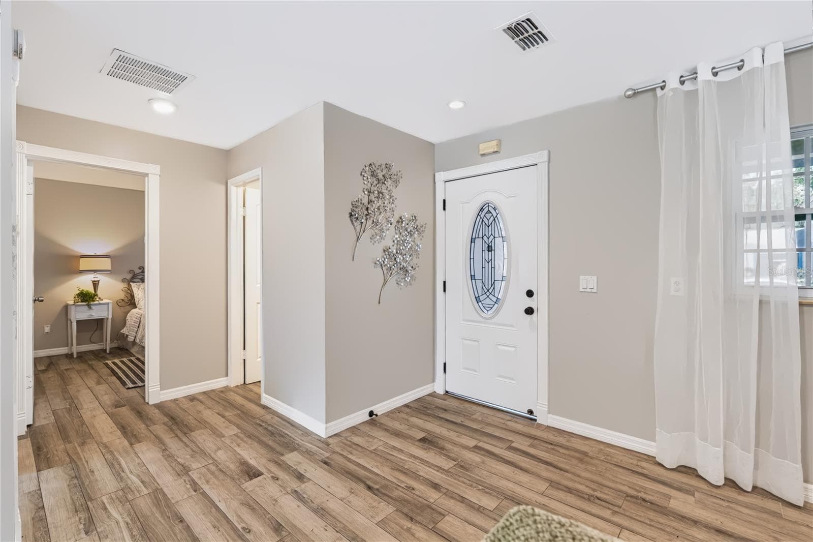 Single Family Residence at 821 NOCTURNE DR, CHULUOTA, photo 3 of 36