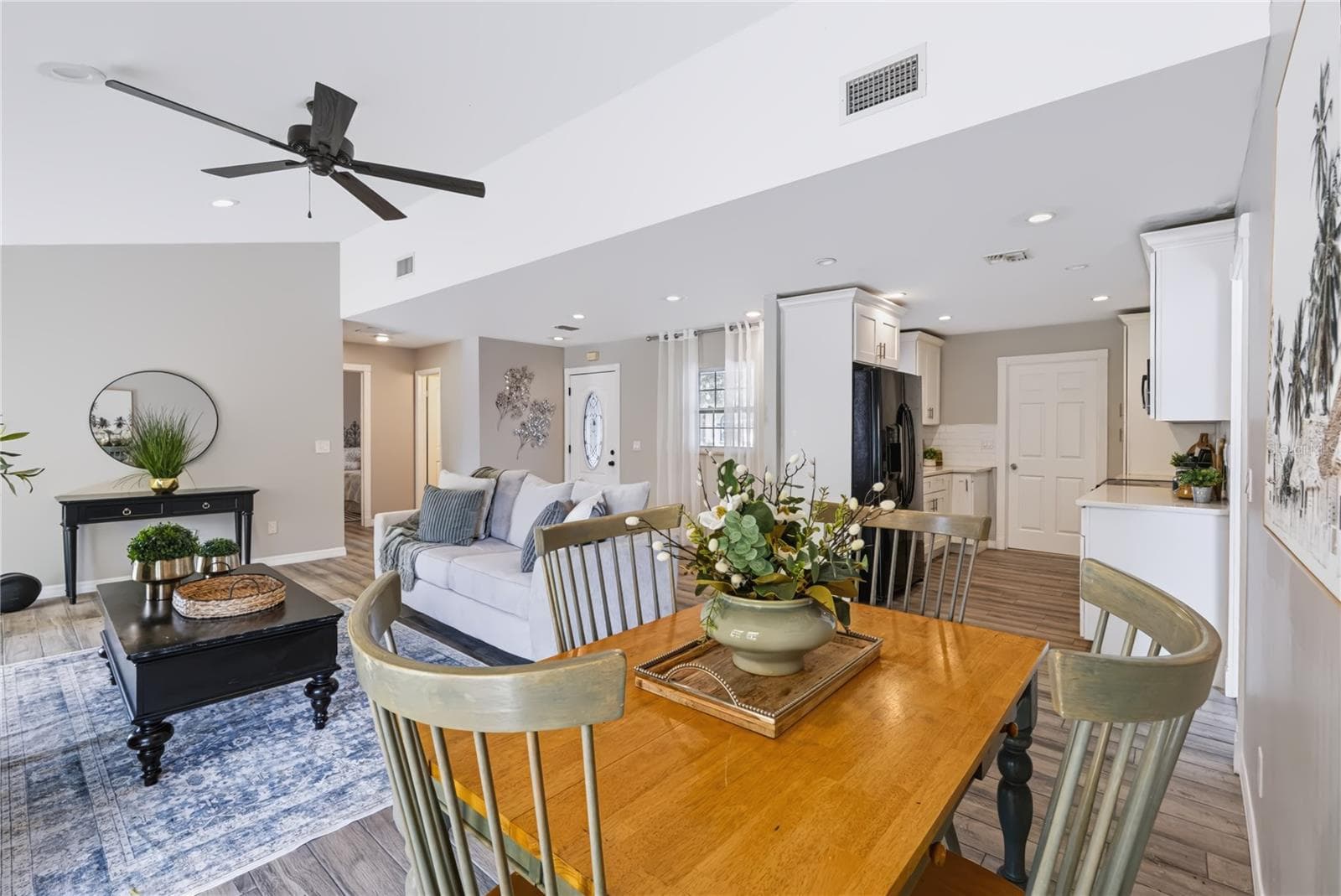 Single Family Residence at 821 NOCTURNE DR, CHULUOTA, photo 14 of 36
