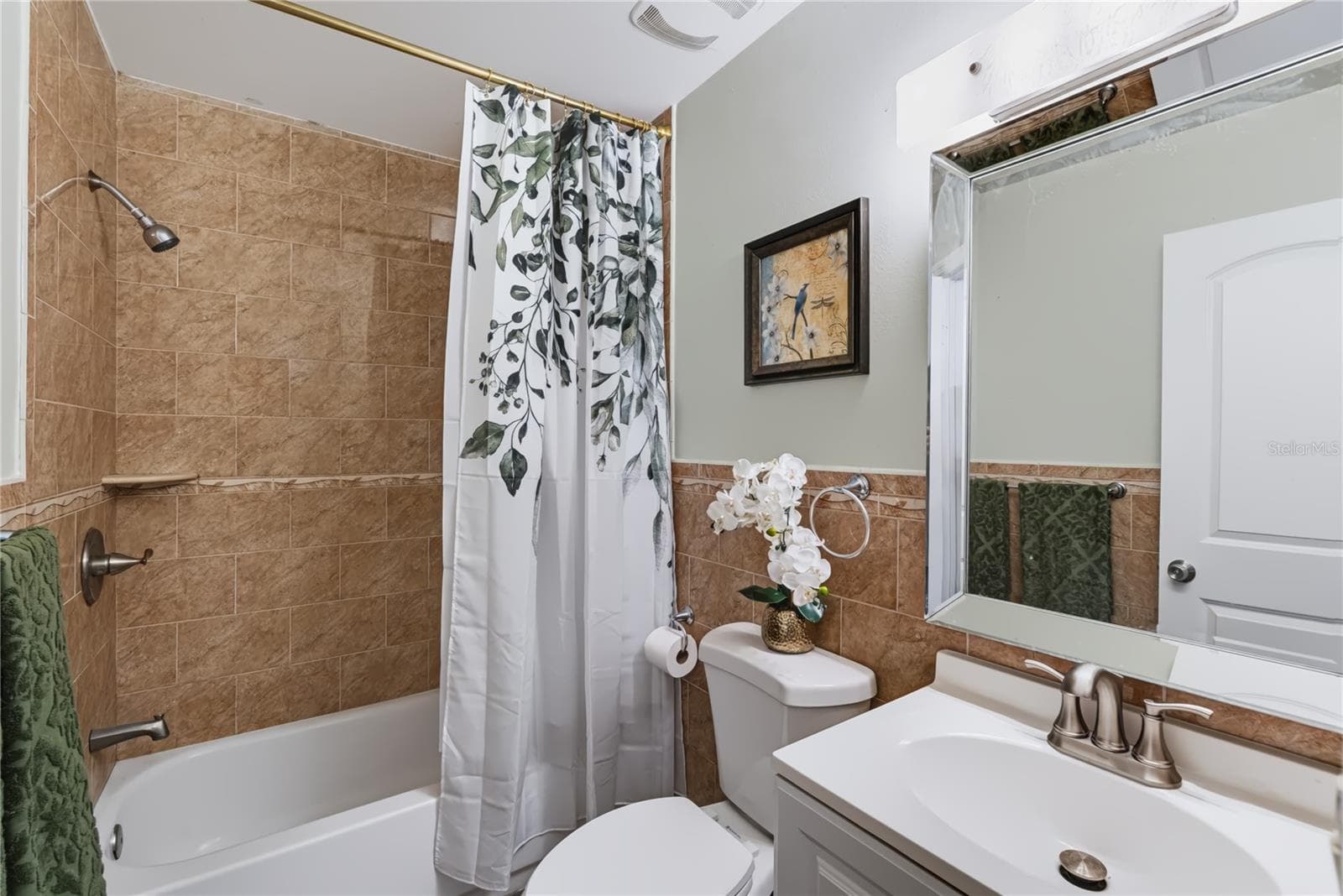 Single Family Residence at 821 NOCTURNE DR, CHULUOTA, photo 23 of 36