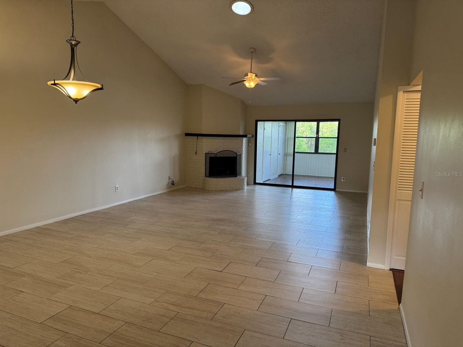Condominium at 573 BELLTOWER AVE #573, DELTONA, photo 5 of 32