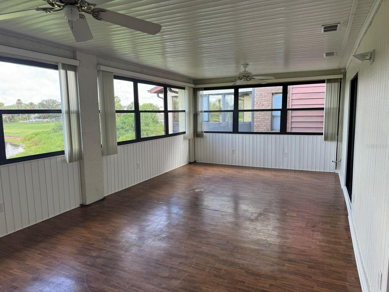 Condominium at 573 BELLTOWER AVE #573, DELTONA, photo 11 of 32