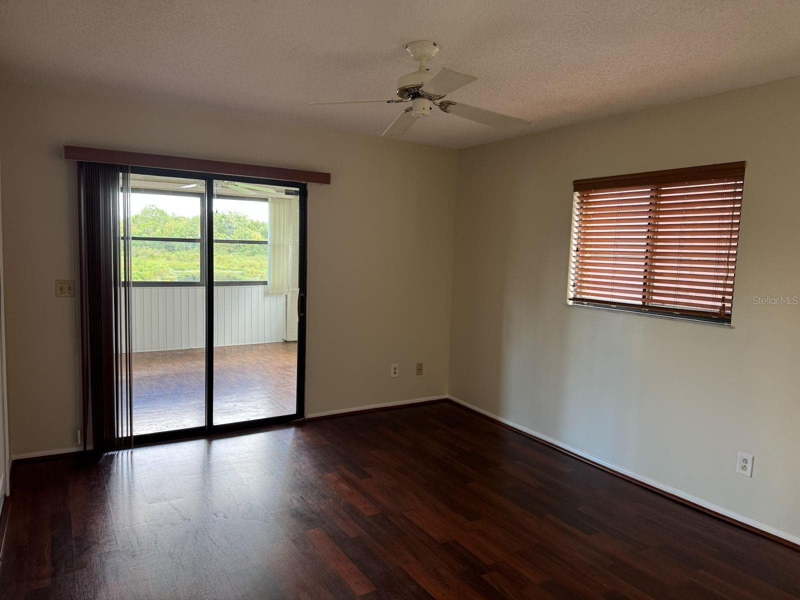 Condominium at 573 BELLTOWER AVE #573, DELTONA, photo 14 of 32